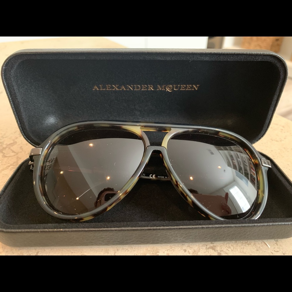 Alexander McQueen Aviator Sunglasses